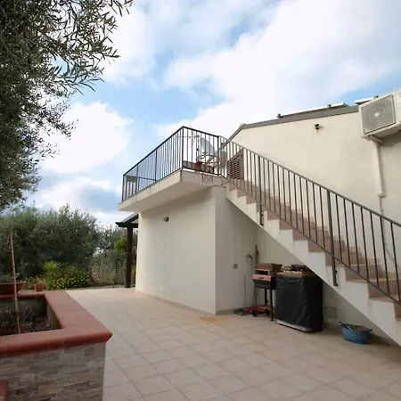 Kefa Holiday - Ninfa House *